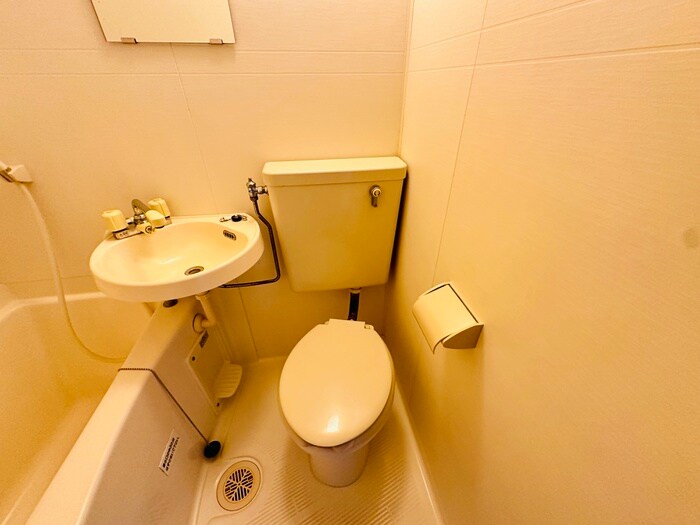 物件内観写真12　(トイレ)