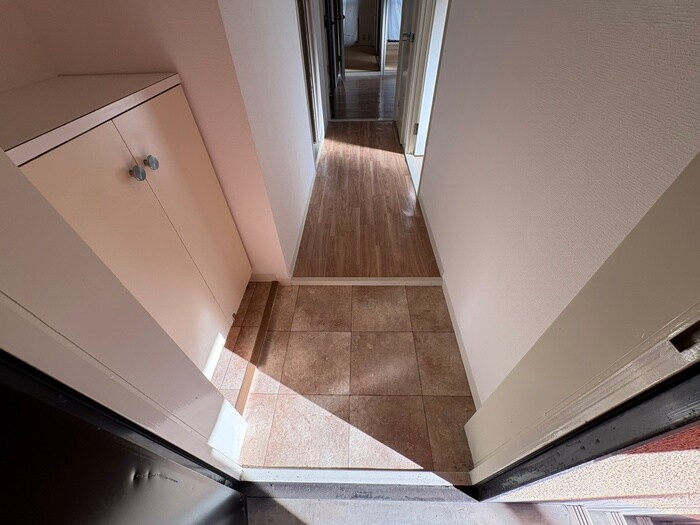 物件内観写真19　(玄関)