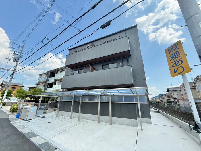 物件外観写真2　(外観写真)