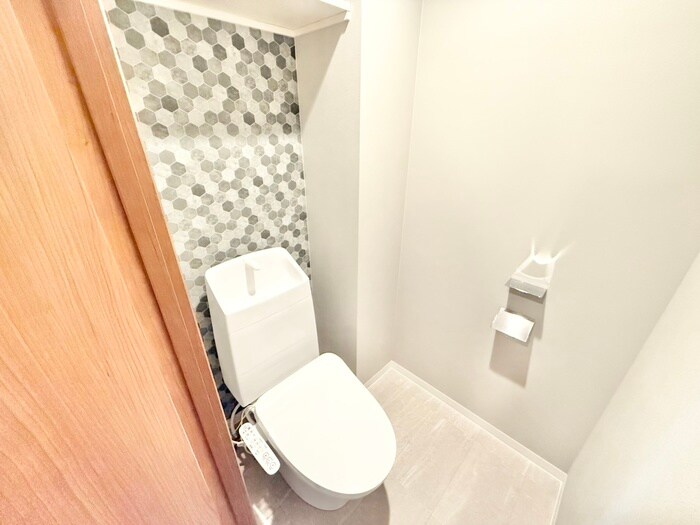 物件内観写真16　(トイレ)