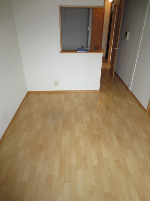 物件内観写真5　(居室)