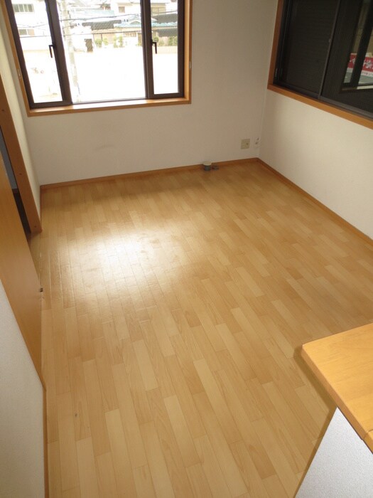 物件内観写真10　(居室)