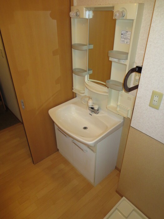 物件内観写真14　(洗面)