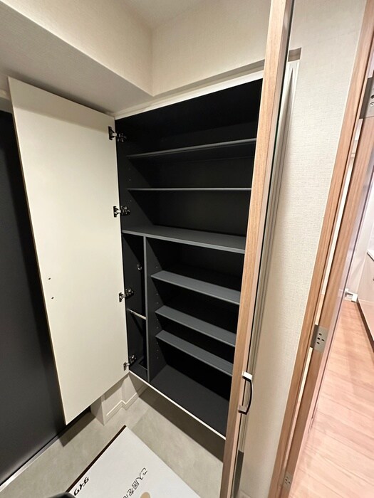 物件内観写真15　(靴箱)