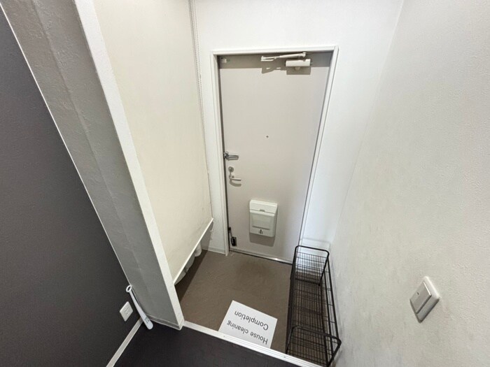 物件内観写真17　(玄関)