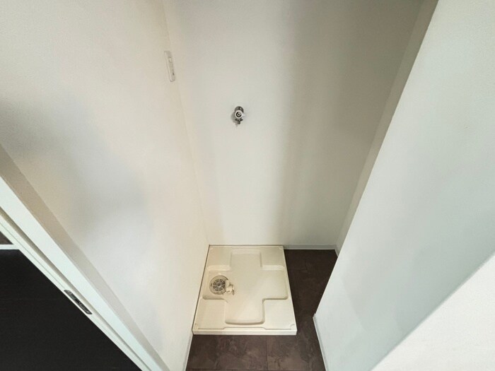 物件内観写真20　(洗濯機置場)