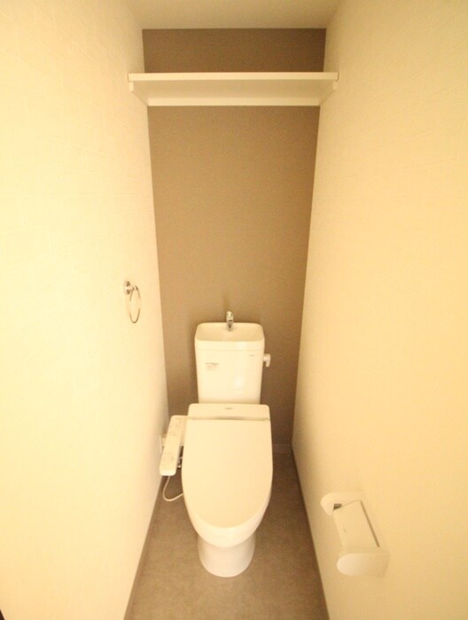 物件内観写真12　(トイレ)