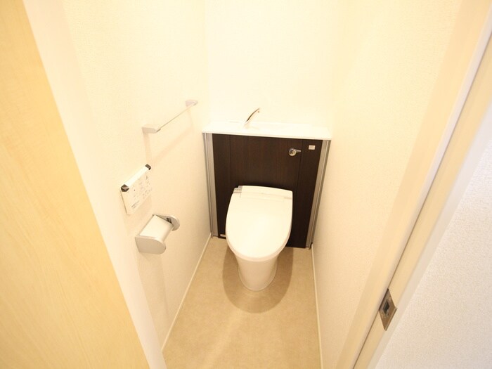 物件内観写真12　(トイレ)