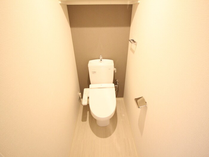 物件内観写真12　(トイレ)