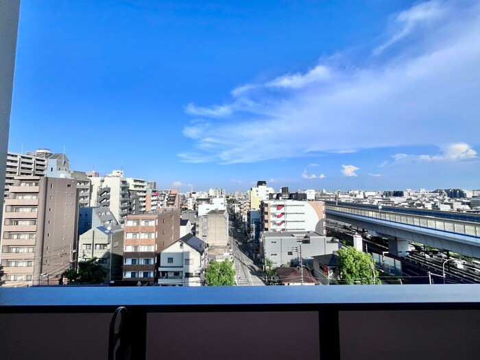 物件内観写真16　(室内からの展望)