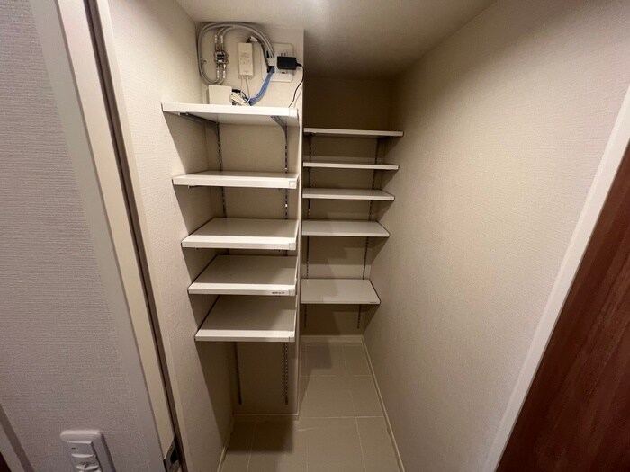 物件内観写真17　(収納)