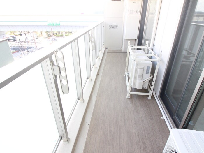 物件内観写真18　(ベランダ・バルコニー)
