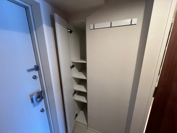 物件内観写真19　(靴箱)