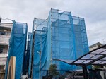 建築中