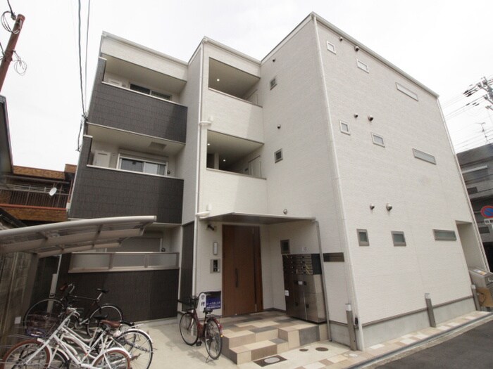 物件外観写真1　(外観写真)