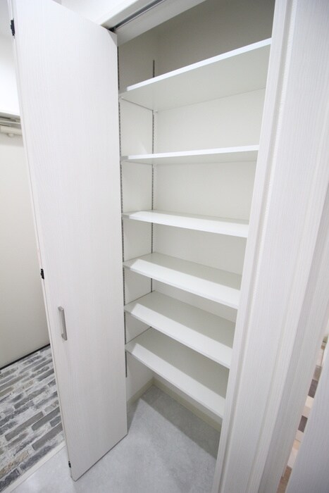 物件内観写真16　(靴箱)