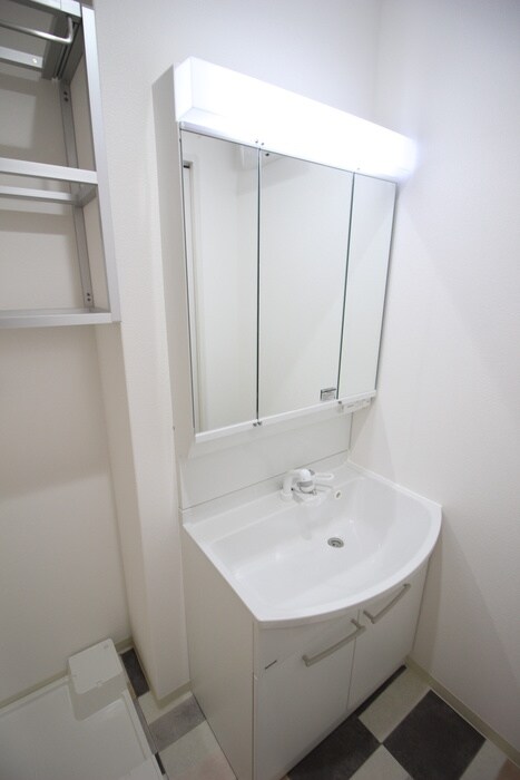 物件内観写真19　(洗面)