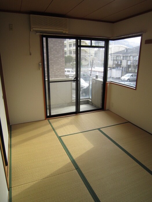 物件内観写真9　(居室)