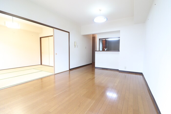 物件内観写真7　(居室)