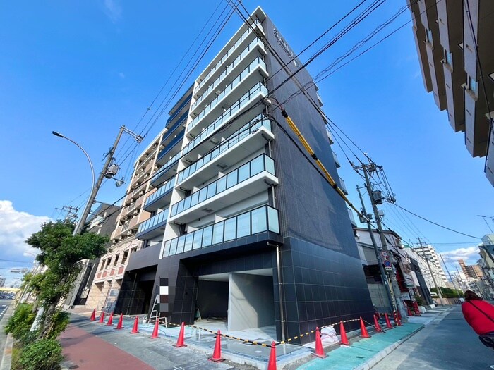 物件外観写真1　(建築中)