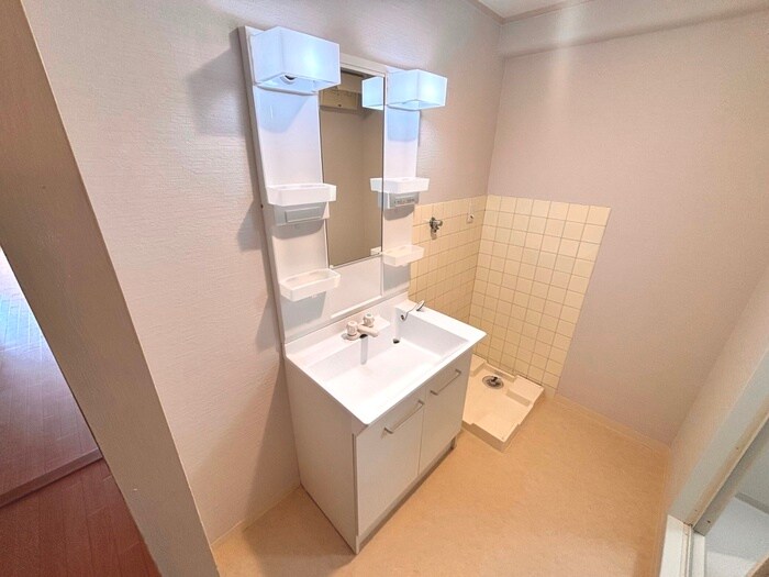 物件内観写真10　(洗面)