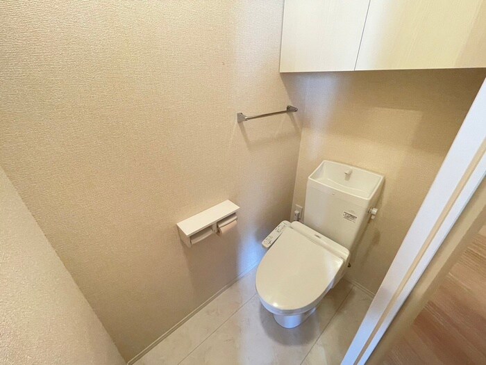 物件内観写真14　(トイレ)