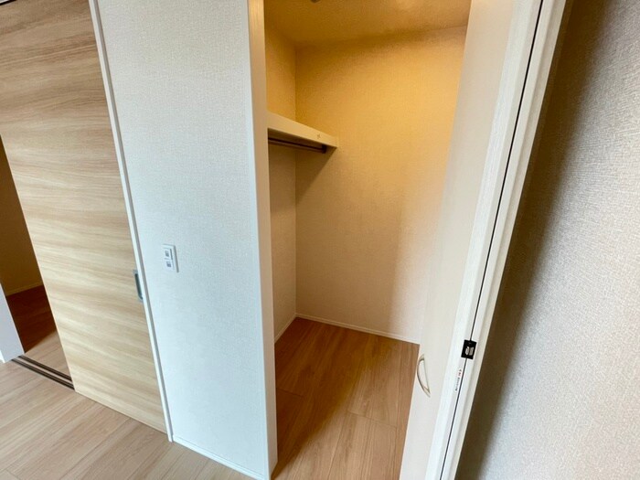 物件内観写真17　(収納)
