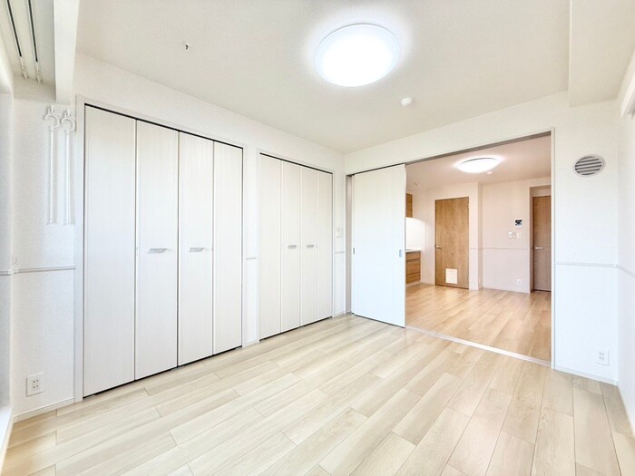 物件内観写真8　(居室)