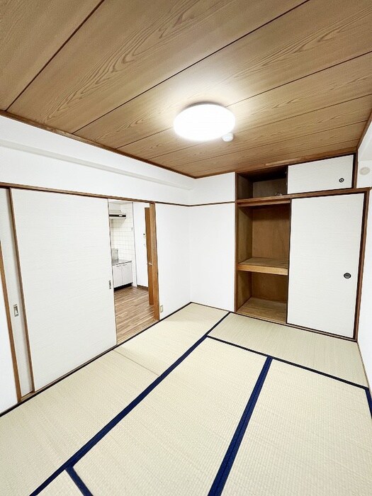 物件内観写真14　(居室)