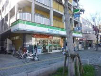 ファミリーマート　俊徳道店