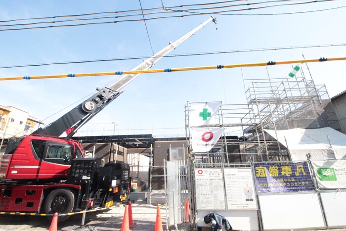 物件外観写真3　(建築中)