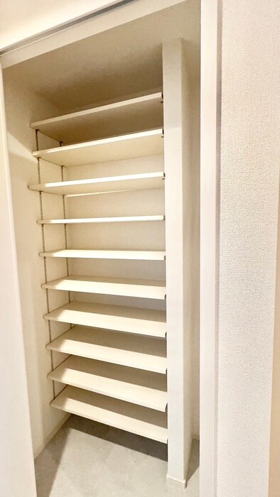 物件内観写真20　(収納)