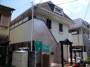 レオパレス野崎Ａ棟外観写真
