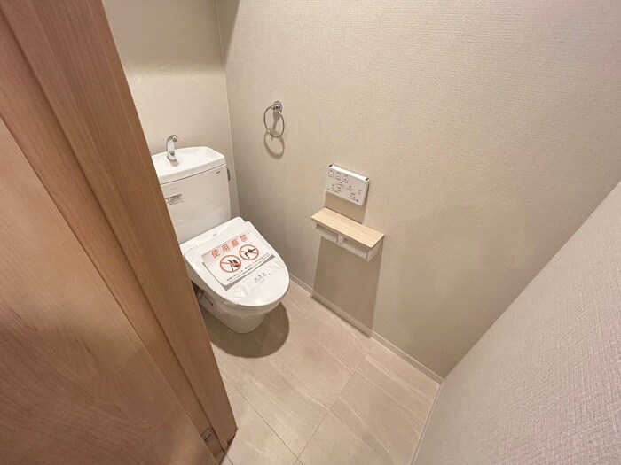 物件内観写真9　(トイレ)