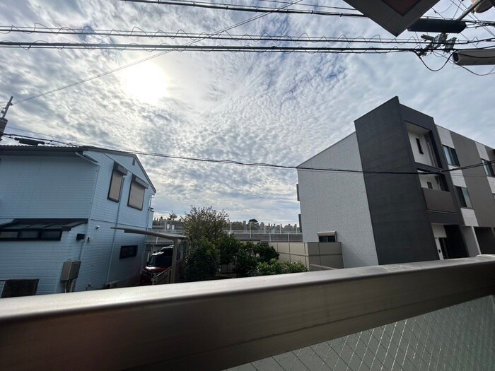 物件内観写真16　(室内からの展望)