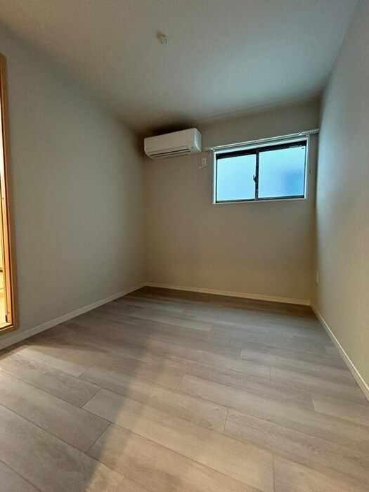 物件内観写真16　(居室)