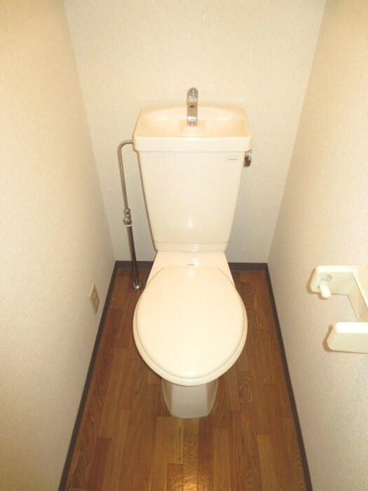 物件内観写真12　(トイレ)