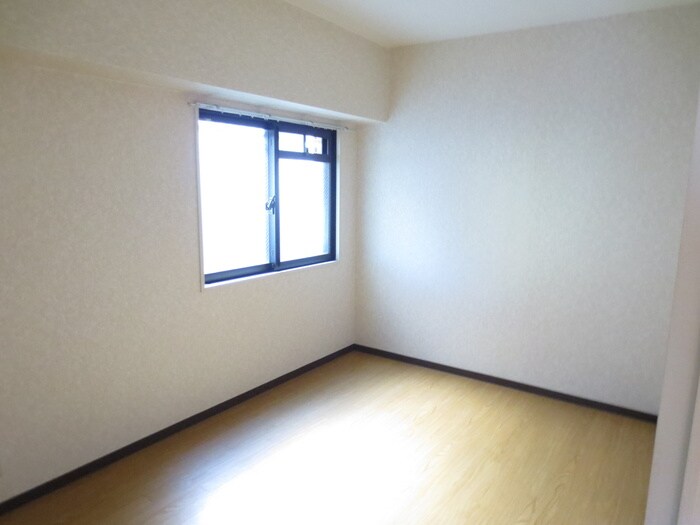物件内観写真13　(居室)
