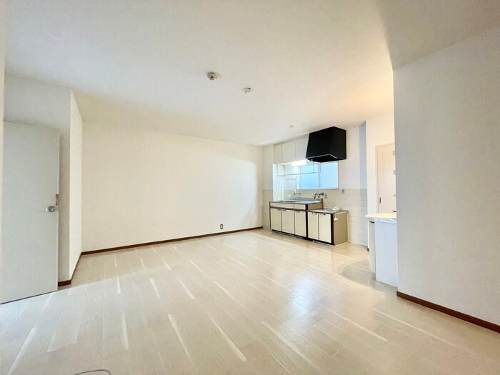 物件内観写真8　(居室)