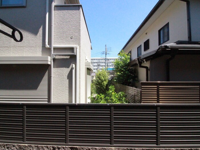 物件内観写真20　(室内からの展望)