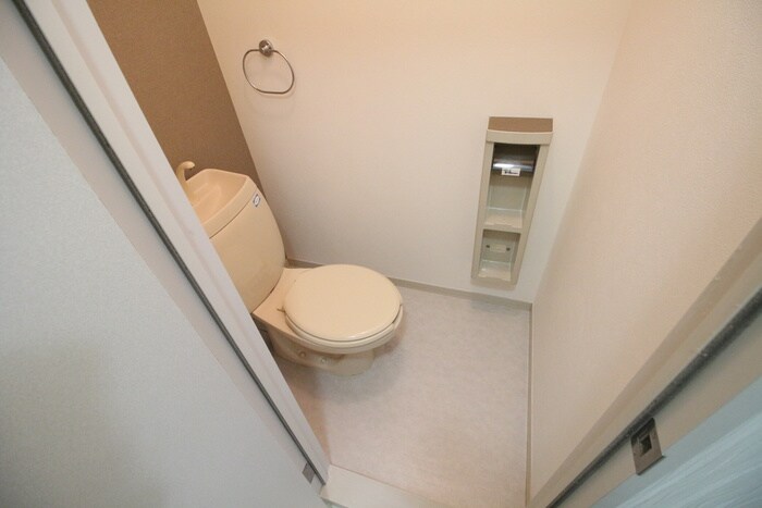 物件内観写真11　(トイレ)