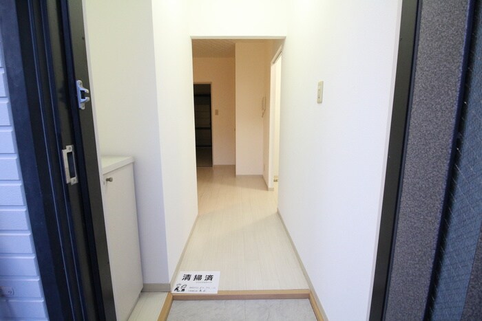 物件内観写真19　(廊下)