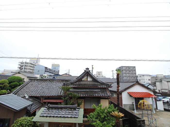 物件内観写真16　(室内からの展望)