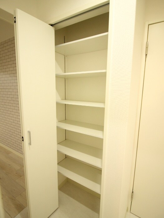 物件内観写真18　(靴箱)