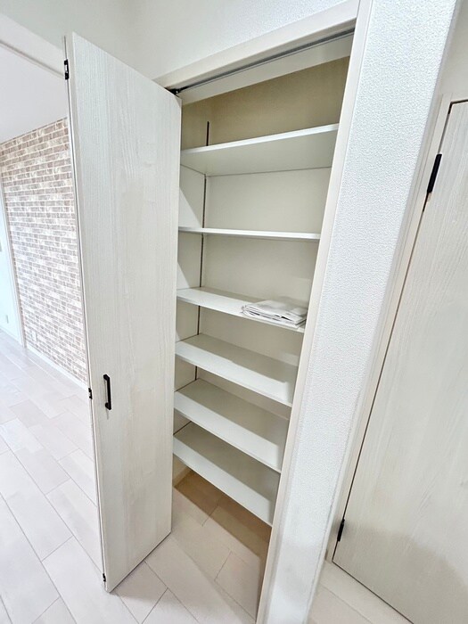 物件内観写真18　(靴箱)