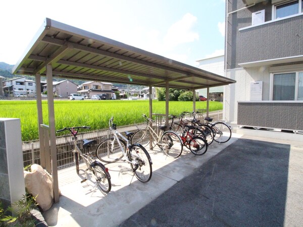 駐輪場