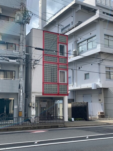 山科駅前店舗外観写真