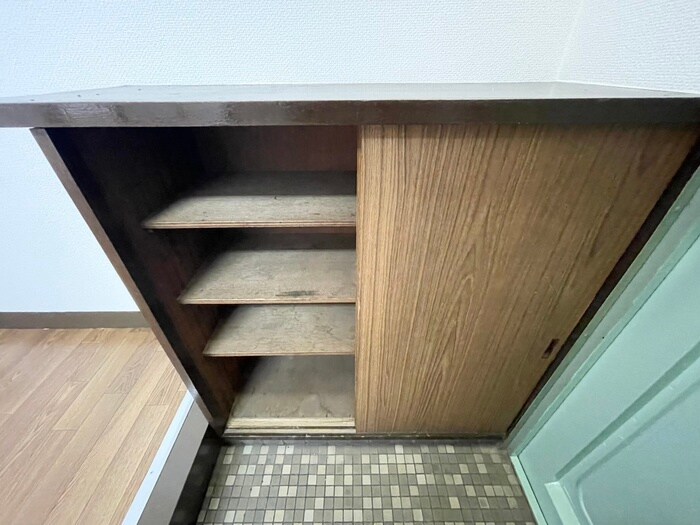 物件内観写真16　(靴箱)