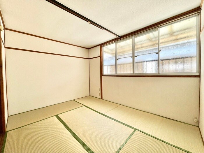 物件内観写真9　(居室)