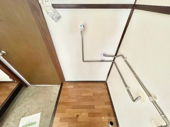 物件内観写真15　(洗濯機置場)